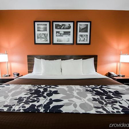 Sleep Inn & Suites And Conference Center Downtown Indianapolis Extérieur photo
