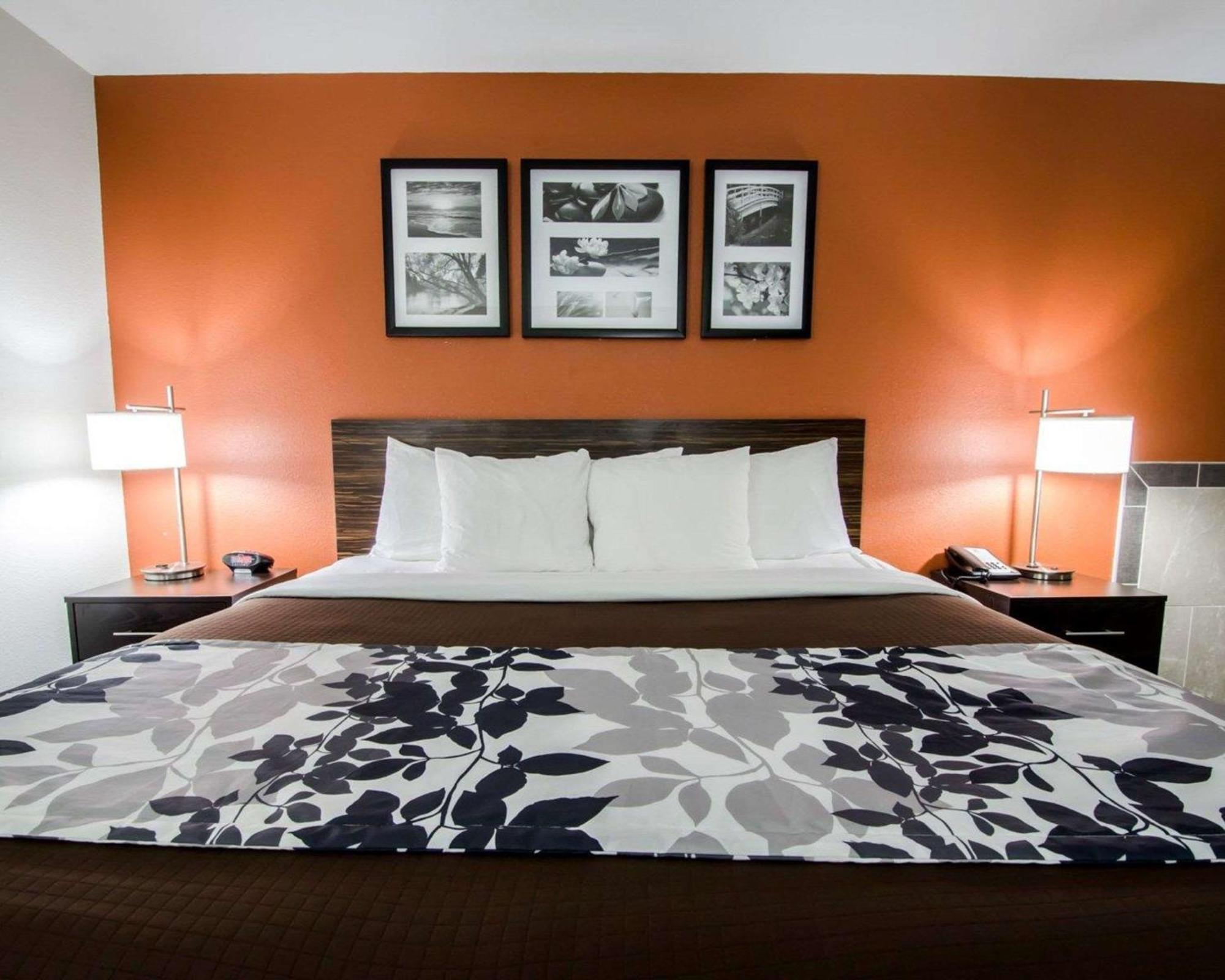 Sleep Inn & Suites And Conference Center Downtown Indianapolis Extérieur photo