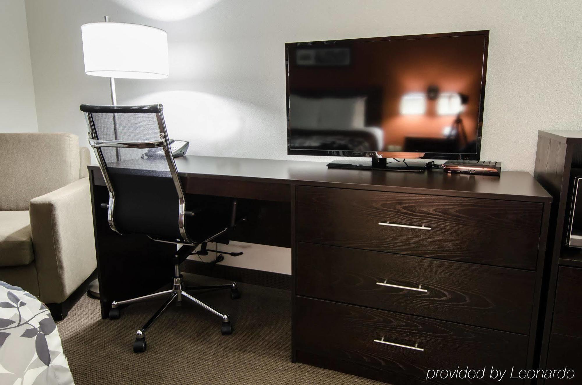 Sleep Inn & Suites And Conference Center Downtown Indianapolis Extérieur photo